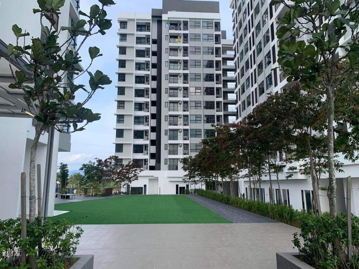 Mmg D'Tiara Homestay Kajang Exterior foto